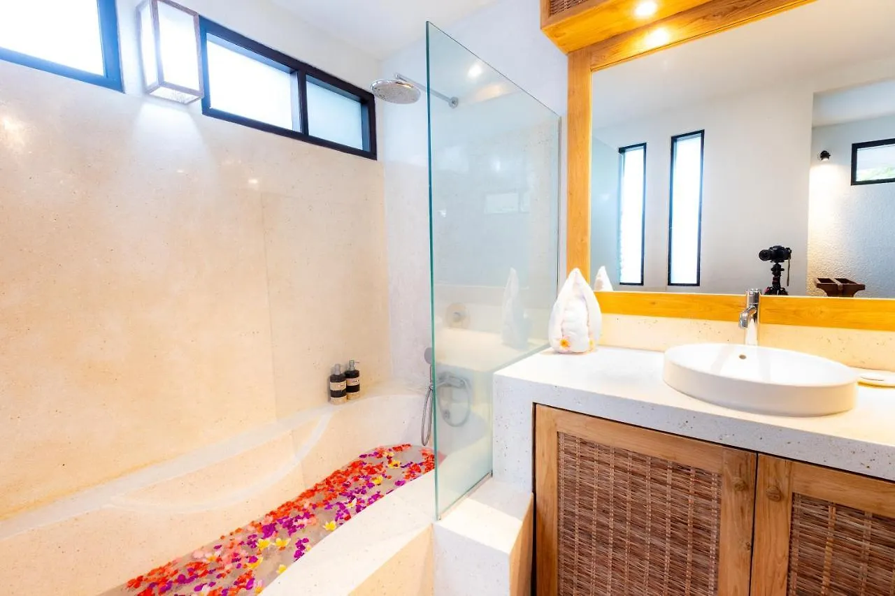 Villa Frangipani Seminyak  Seminyak (Bali)